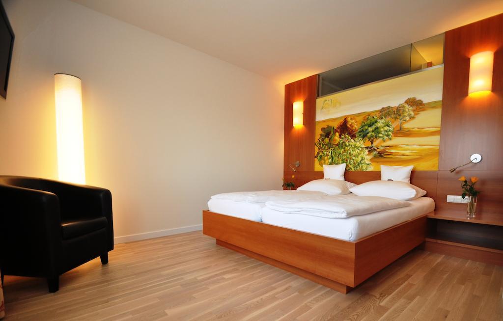 Hotel-Restaurant Teuschler-Mogg Bad Waltersdorf Inklusiv Genusscard Room photo